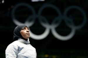 الحجاب ممنوع على الرياضيات الفرنسيات بالأولمبياد وانتقادات لوزيرة الرياضة الفرنسية